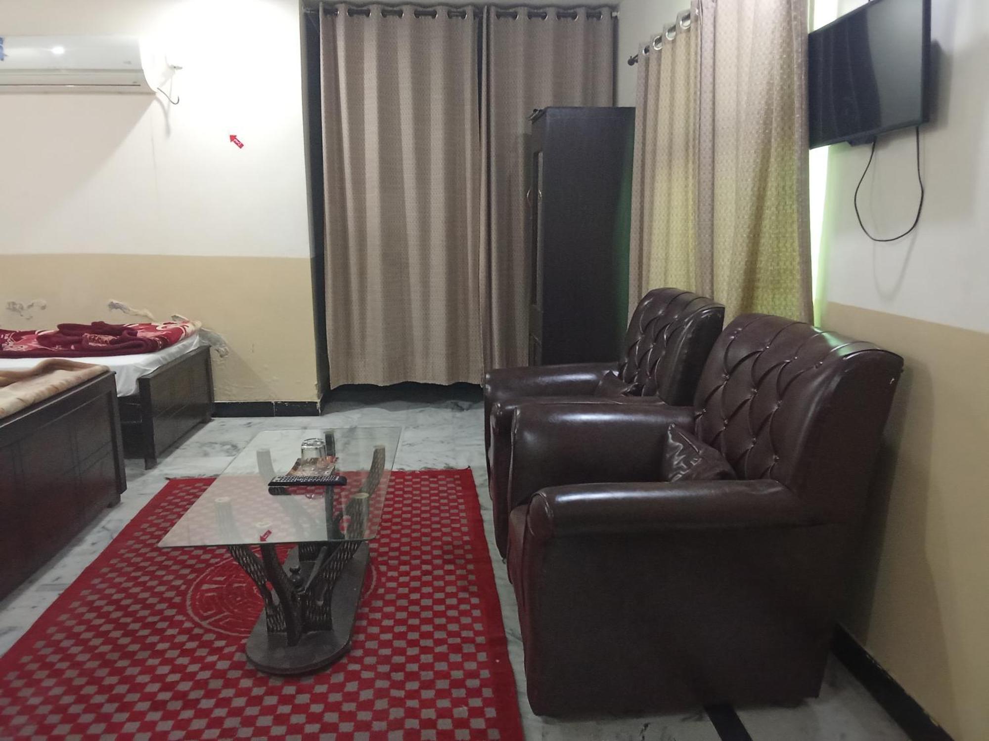 Hotel Khursheed Palace 拉瓦尔品第 外观 照片